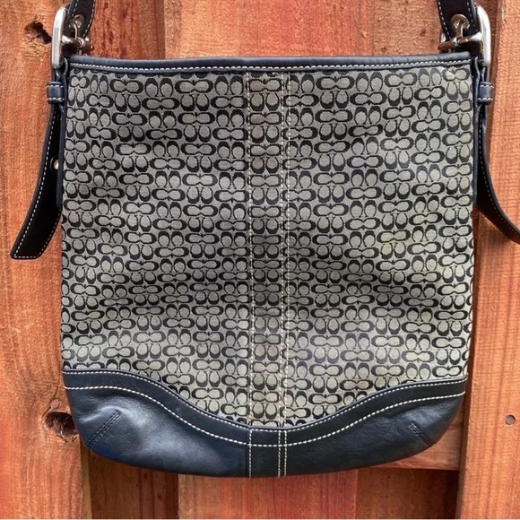 Coach Black and Gray Patterned Shoulder Bag - Picture 2 of 11